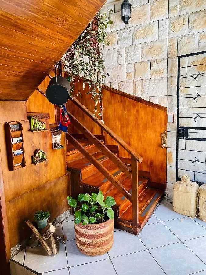 Casa Franciscana Quito 0*,